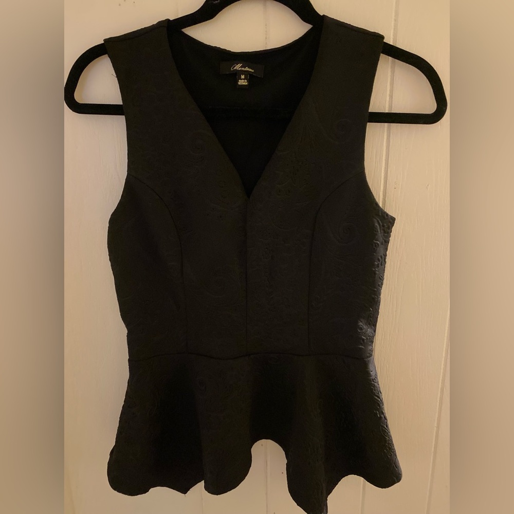 Monteau Los Angeles Tops Womens MEdium Black Sleeveless